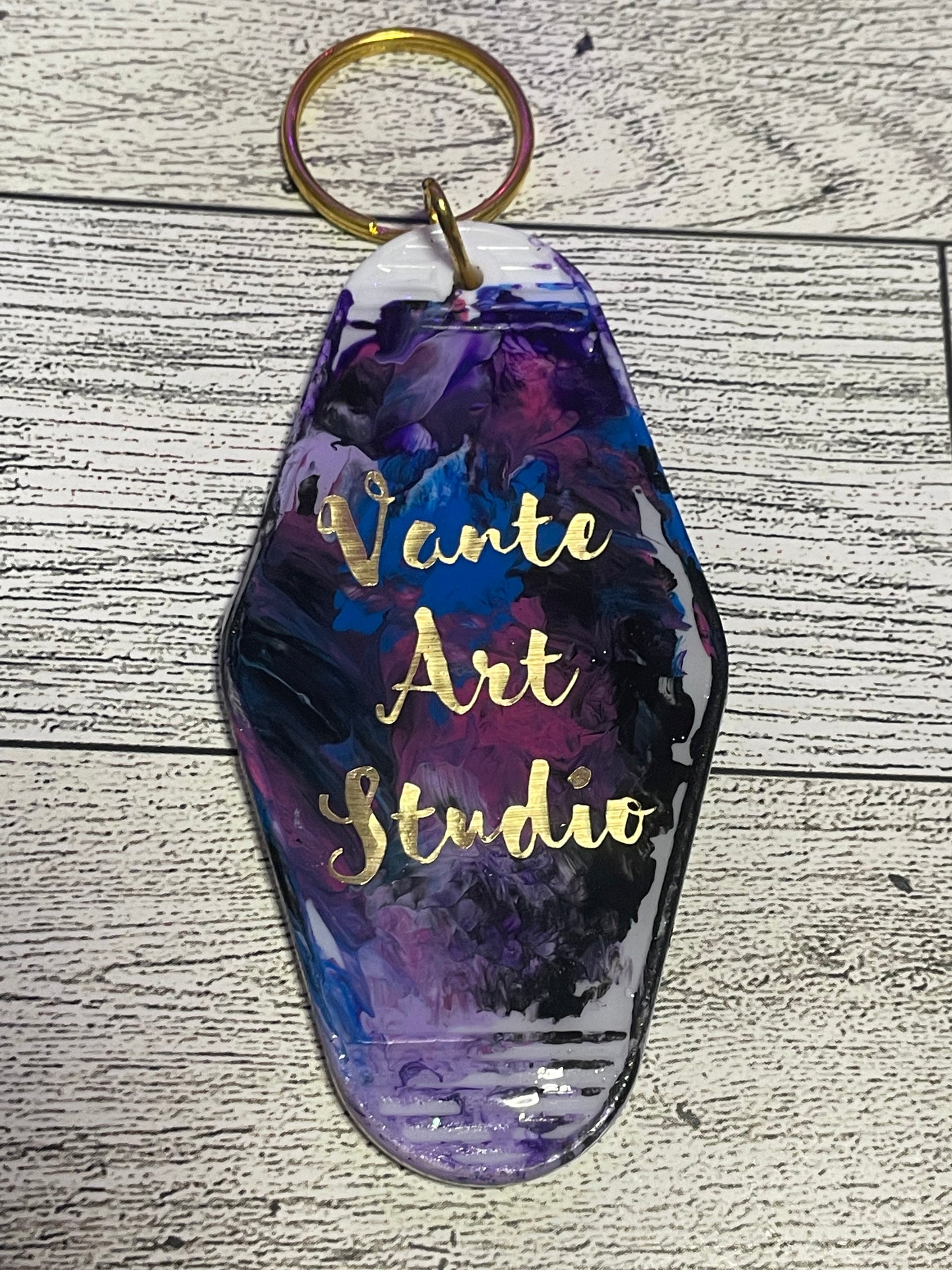Vante Art Studio Keychain