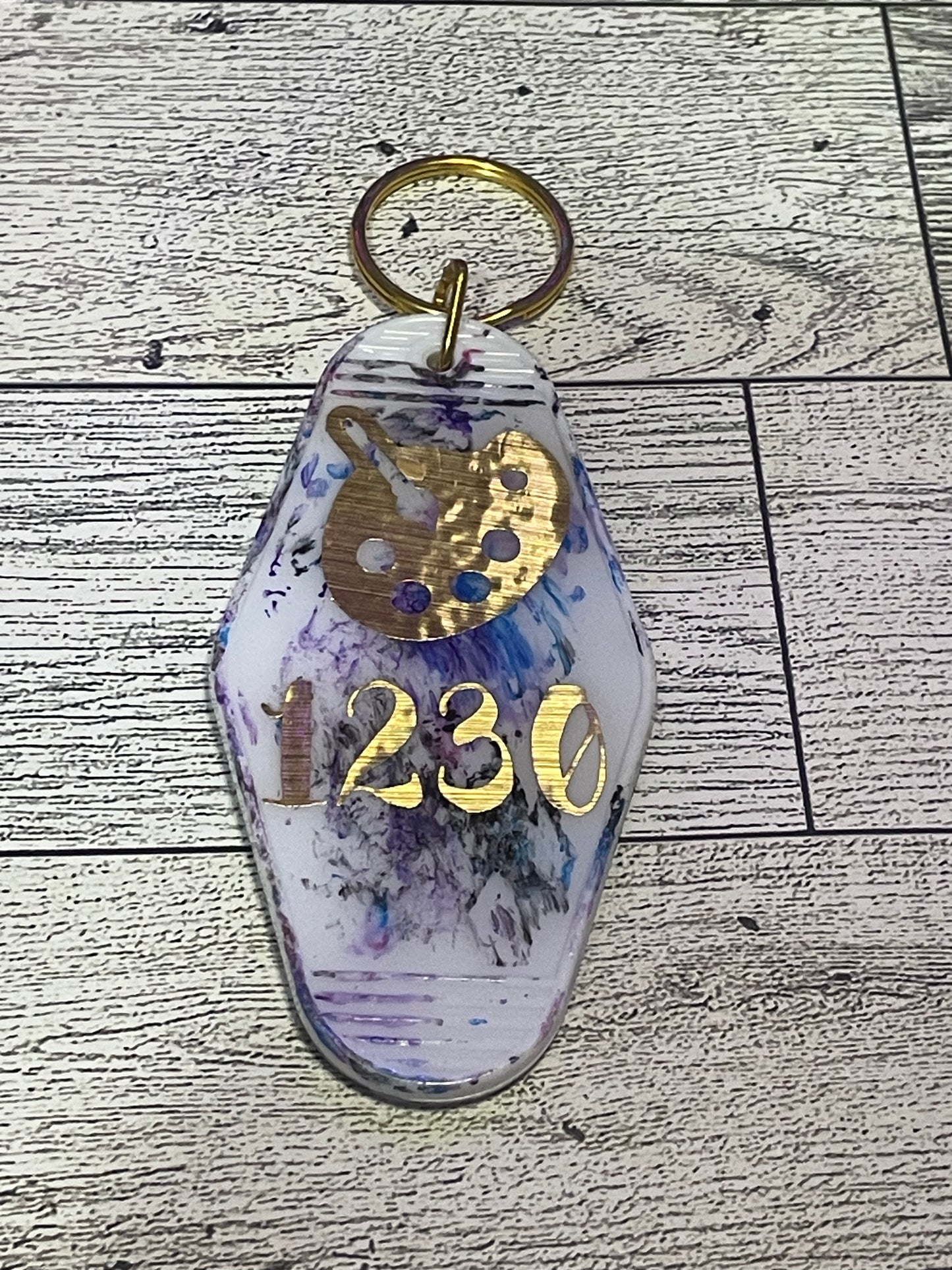 Vante Art Studio Keychain